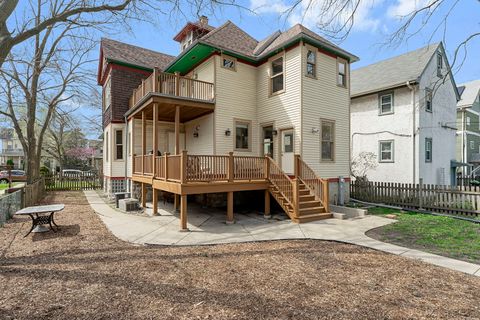 Tiny photo for 518 N Lombard Avenue, Oak Park, IL 60302 (MLS # 12620555)