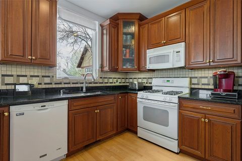 Tiny photo for 518 N Lombard Avenue, Oak Park, IL 60302 (MLS # 12620555)