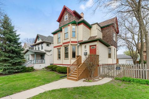 Photo of 518 N Lombard Avenue, Oak Park, IL 60302 (MLS # 12620555)