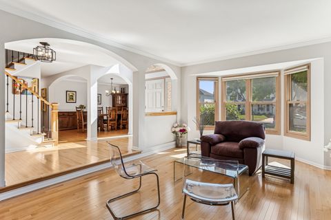 Tiny photo for 941 E Rosewood Avenue, Naperville, IL 60563 (MLS # 12437312)