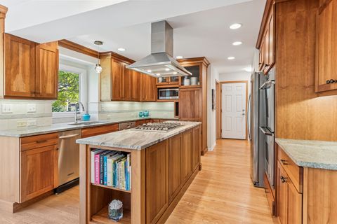 Tiny photo for 941 E Rosewood Avenue, Naperville, IL 60563 (MLS # 12437312)