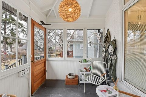 Tiny photo for 711 Clinton Avenue, Oak Park, IL 60304 (MLS # 12590224)