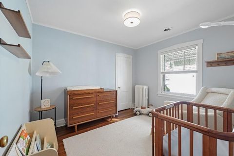 Tiny photo for 711 Clinton Avenue, Oak Park, IL 60304 (MLS # 12590224)