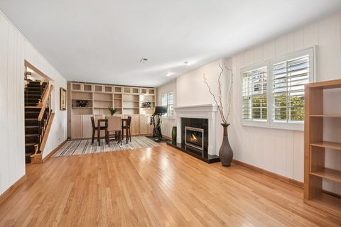 Tiny photo for 108 Croftwood Court, Rolling Meadows, IL 60008 (MLS # 12545825)