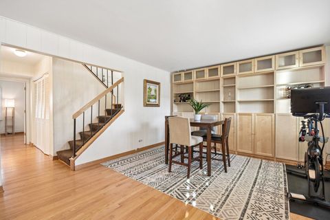 Tiny photo for 108 Croftwood Court, Rolling Meadows, IL 60008 (MLS # 12545825)