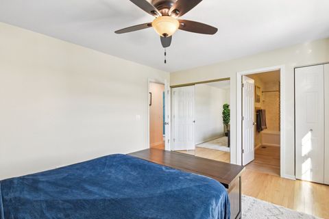 Tiny photo for 108 Croftwood Court, Rolling Meadows, IL 60008 (MLS # 12545825)