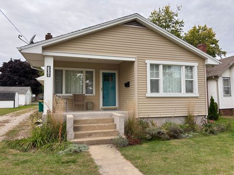 Tiny photo for 308 S 5th Avenue, Streator, IL 61364 (MLS # 12418690)