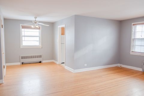 Tiny photo for 1537 William Street #1E, River Forest, IL 60305 (MLS # 12582535)