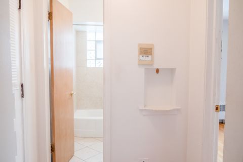 Tiny photo for 1537 William Street #1E, River Forest, IL 60305 (MLS # 12582535)