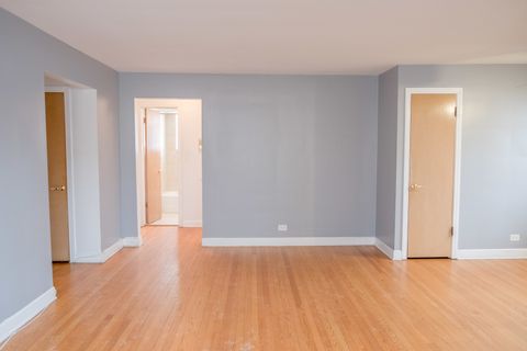 Tiny photo for 1537 William Street #1E, River Forest, IL 60305 (MLS # 12582535)