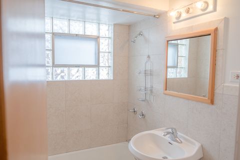 Tiny photo for 1537 William Street #1E, River Forest, IL 60305 (MLS # 12582535)