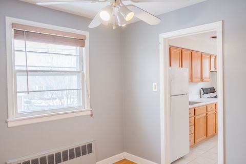 Tiny photo for 1537 William Street #1E, River Forest, IL 60305 (MLS # 12582535)