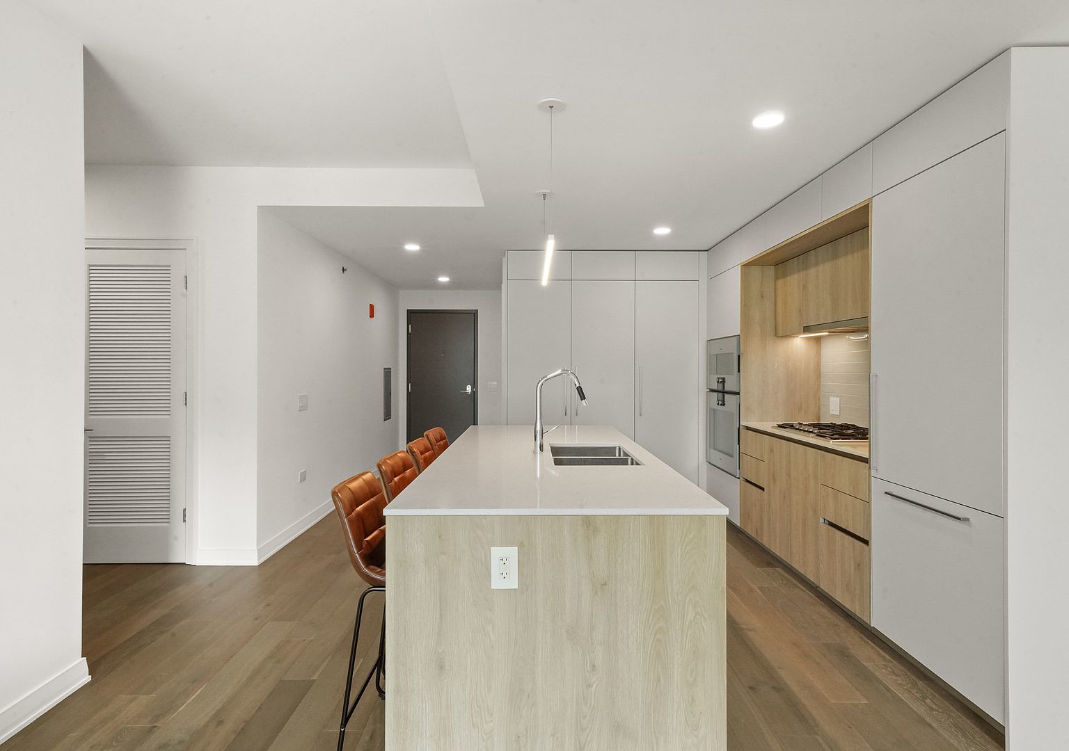 211 N Harbor Drive 2203