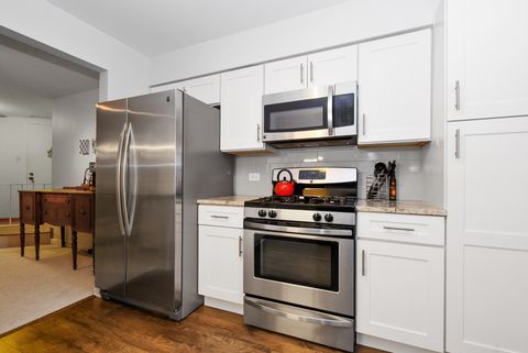 Tiny photo for 12912 Mill Drive E #E2, Palos Park, IL 60464 (MLS # 12584406)