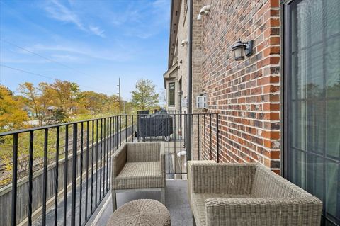 Tiny photo for 148 W QUINCY Street, Westmont, IL 60559 (MLS # 12499715)