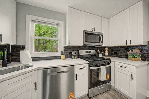 Tiny photo for 14701 Beachview Terrace, Dolton, IL 60419 (MLS # 12682478)