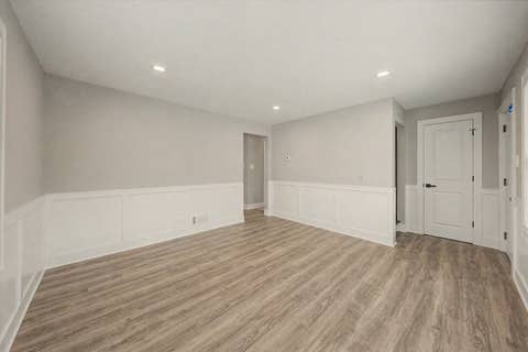 Tiny photo for 14701 Beachview Terrace, Dolton, IL 60419 (MLS # 12682478)