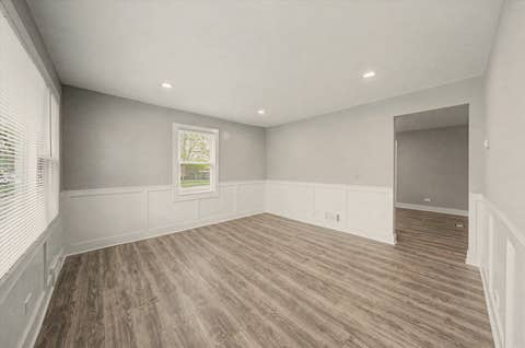 Tiny photo for 14701 Beachview Terrace, Dolton, IL 60419 (MLS # 12682478)