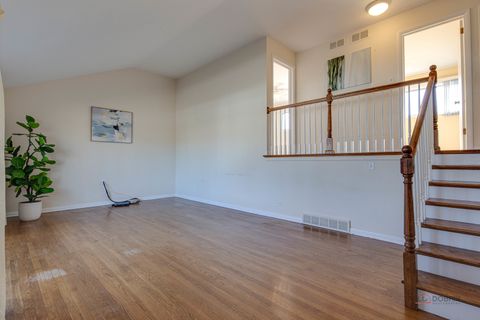 Tiny photo for 8532 N Oleander Avenue, Niles, IL 60714 (MLS # 12572940)