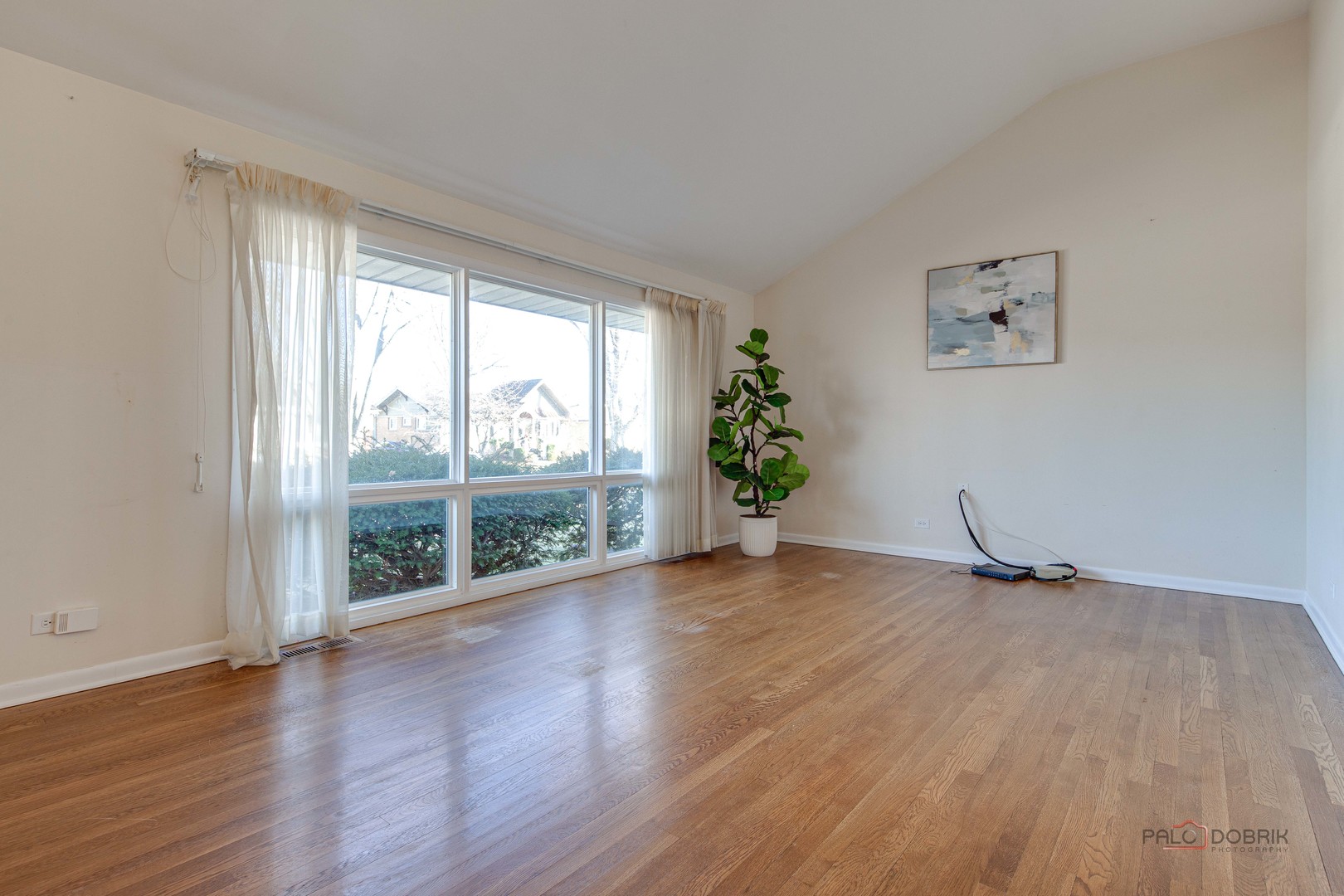 8532 N Oleander Avenue