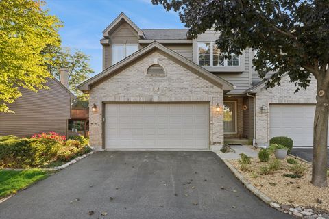 Photo of 518 Silver Aspen Circle, Crystal Lake, IL 60014 (MLS # 12488261)
