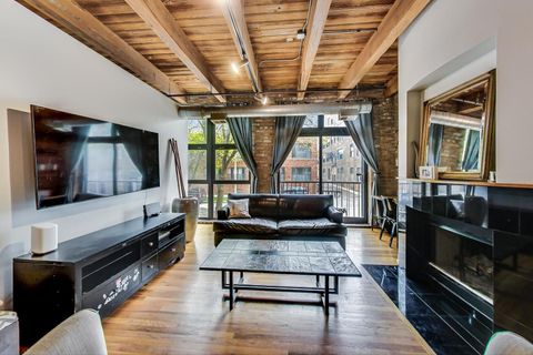 Tiny photo for 612 N Oakley Boulevard #108, Chicago, IL 60612 (MLS # 12500046)