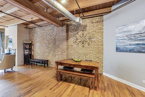 Tiny photo for 612 N Oakley Boulevard #108, Chicago, IL 60612 (MLS # 12500046)