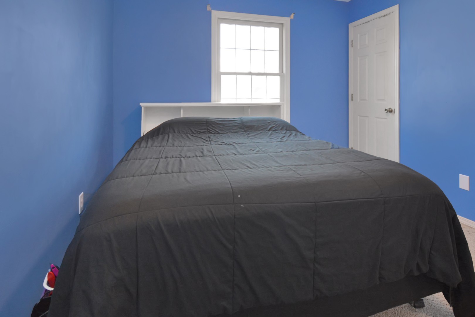 Bloomington, Illinois 61704, United States, 3 Bedrooms Bedrooms, ,3 BathroomsBathrooms,Residential,Contingent,242438