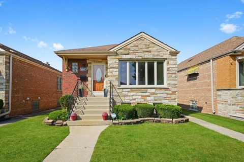 Photo of 8242 S Albany Avenue, Chicago, IL 60652 (MLS # 12482266)