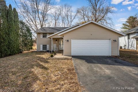 Photo of 117 SW BENEDICT Drive, Poplar Grove, IL 61065 (MLS # 12580515)