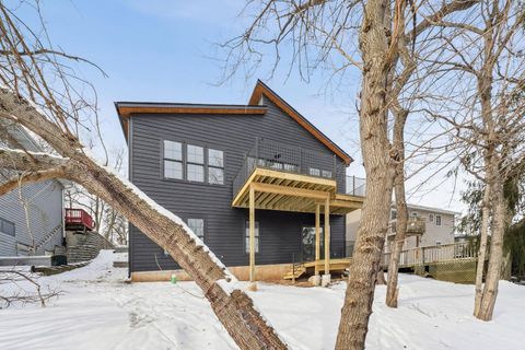 Tiny photo for 298 Apache Trail, Lake In The Hills, IL 60156 (MLS # 12560177)