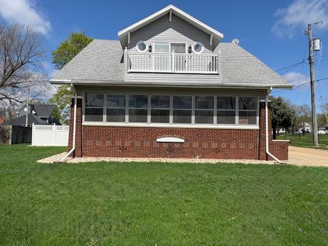 Photo of 608 Main Street, Ashton, IL 61006 (MLS # 12621622)