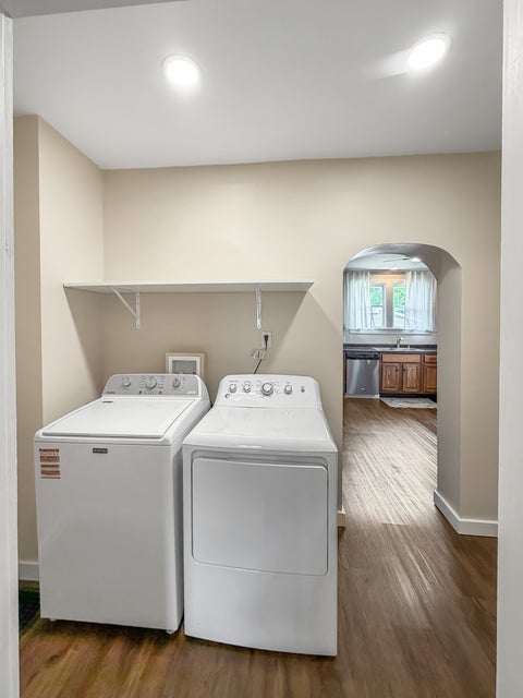 Tiny photo for 922 E Shawnee Street, Freeport, IL 61032 (MLS # 12692084)