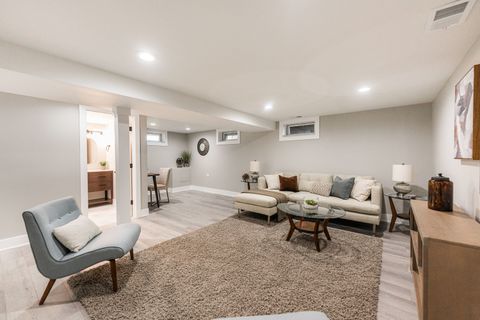 Tiny photo for 147 W North Avenue, Lombard, IL 60148 (MLS # 12545206)