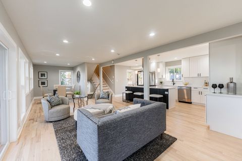 Tiny photo for 147 W North Avenue, Lombard, IL 60148 (MLS # 12545206)