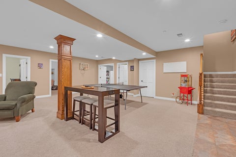 Tiny photo for 106 N Kenilworth Avenue, Mount Prospect, IL 60056 (MLS # 12715561)