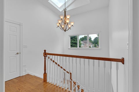 Tiny photo for 106 N Kenilworth Avenue, Mount Prospect, IL 60056 (MLS # 12715561)