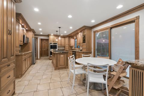 Tiny photo for 8002 W 127th Street, Palos Park, IL 60464 (MLS # 12643819)