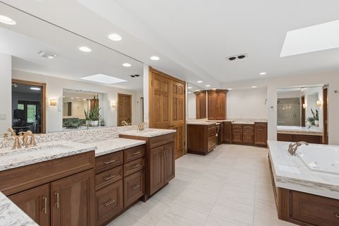 Tiny photo for 8002 W 127th Street, Palos Park, IL 60464 (MLS # 12643819)