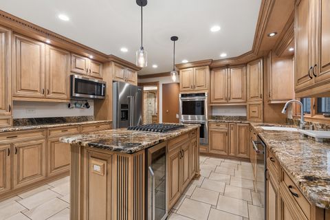 Tiny photo for 8002 W 127th Street, Palos Park, IL 60464 (MLS # 12643819)