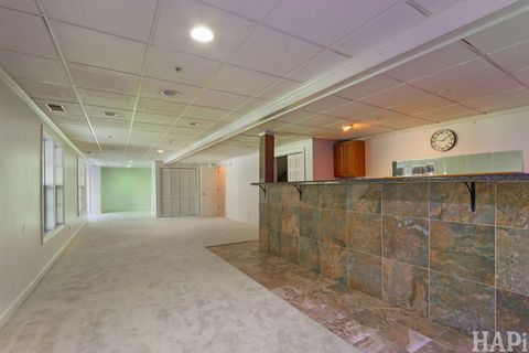 Tiny photo for 1385 Caribou Lane, Hoffman Estates, IL 60192 (MLS # 12548974)