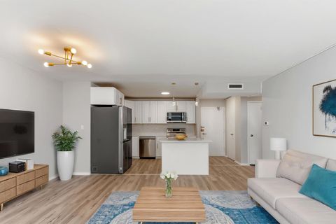 Tiny photo for 6301 N Sheridan Road #11D, Chicago, IL 60660 (MLS # 12444411)