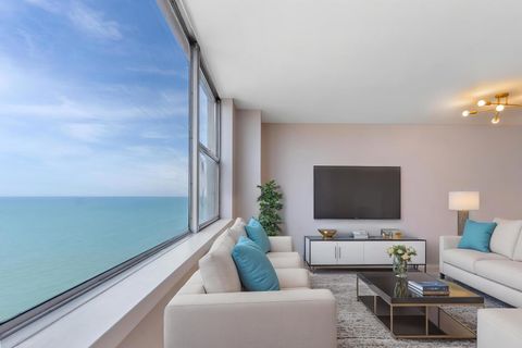 Tiny photo for 6301 N Sheridan Road #11D, Chicago, IL 60660 (MLS # 12444411)