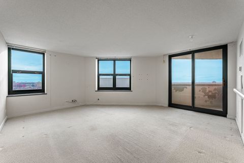 Tiny photo for Chicago, IL 60613 (MLS # 12546925)