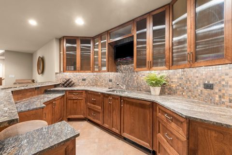 Tiny photo for 1807 Midwest Club Parkway, Oak Brook, IL 60523 (MLS # 12571206)