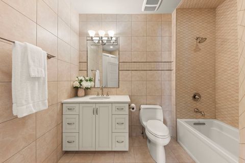 Tiny photo for 1807 Midwest Club Parkway, Oak Brook, IL 60523 (MLS # 12571206)