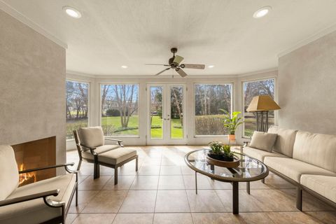 Tiny photo for 1807 Midwest Club Parkway, Oak Brook, IL 60523 (MLS # 12571206)