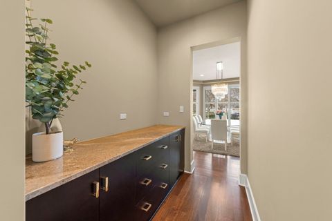 Tiny photo for 1807 Midwest Club Parkway, Oak Brook, IL 60523 (MLS # 12571206)