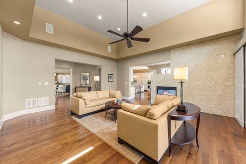 Tiny photo for 1807 Midwest Club Parkway, Oak Brook, IL 60523 (MLS # 12571206)