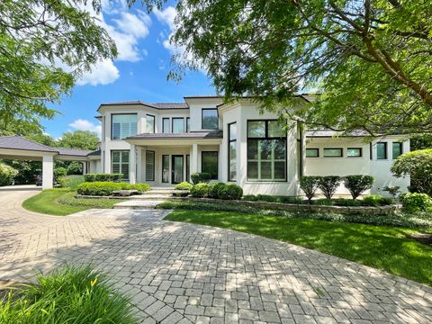 Photo of 1807 Midwest Club Parkway, Oak Brook, IL 60523 (MLS # 12571206)